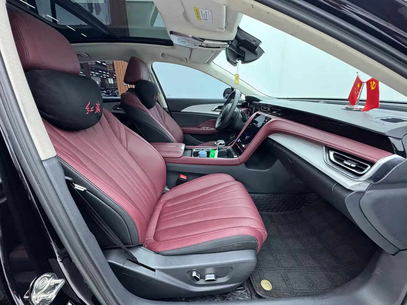 Hongqi H5 2024 1.5T DCT Smart Connect Flag Rhythm Edition фото 7