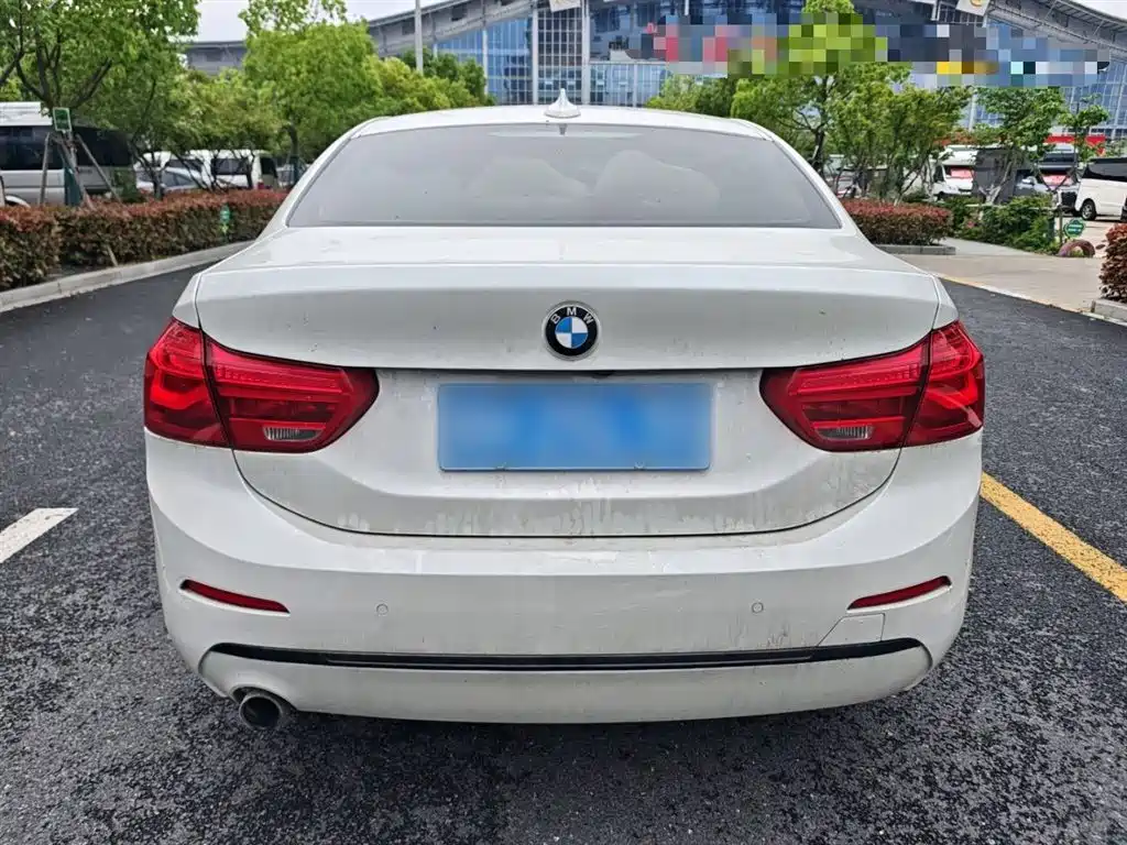 BMW 1 Series 2018 Facelift 118i Design Package фото 4