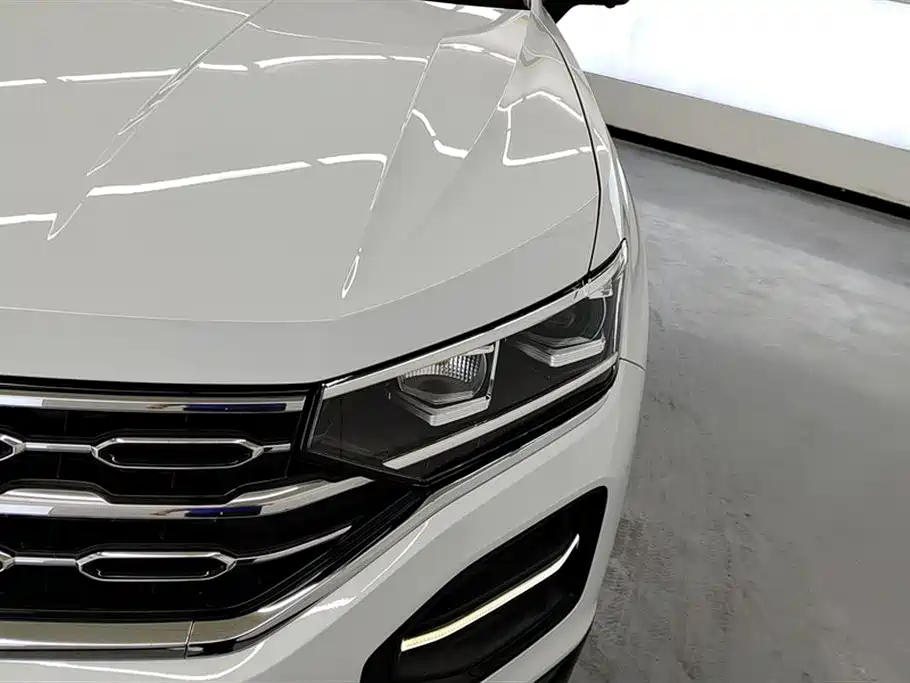 Volkswagen Tayron 2022 280TSI 2WD Luxury Smart Connect Edition фото 5