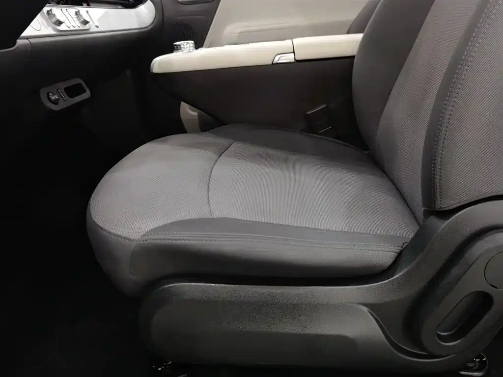 CHANGAN CHANGAN LUMIN