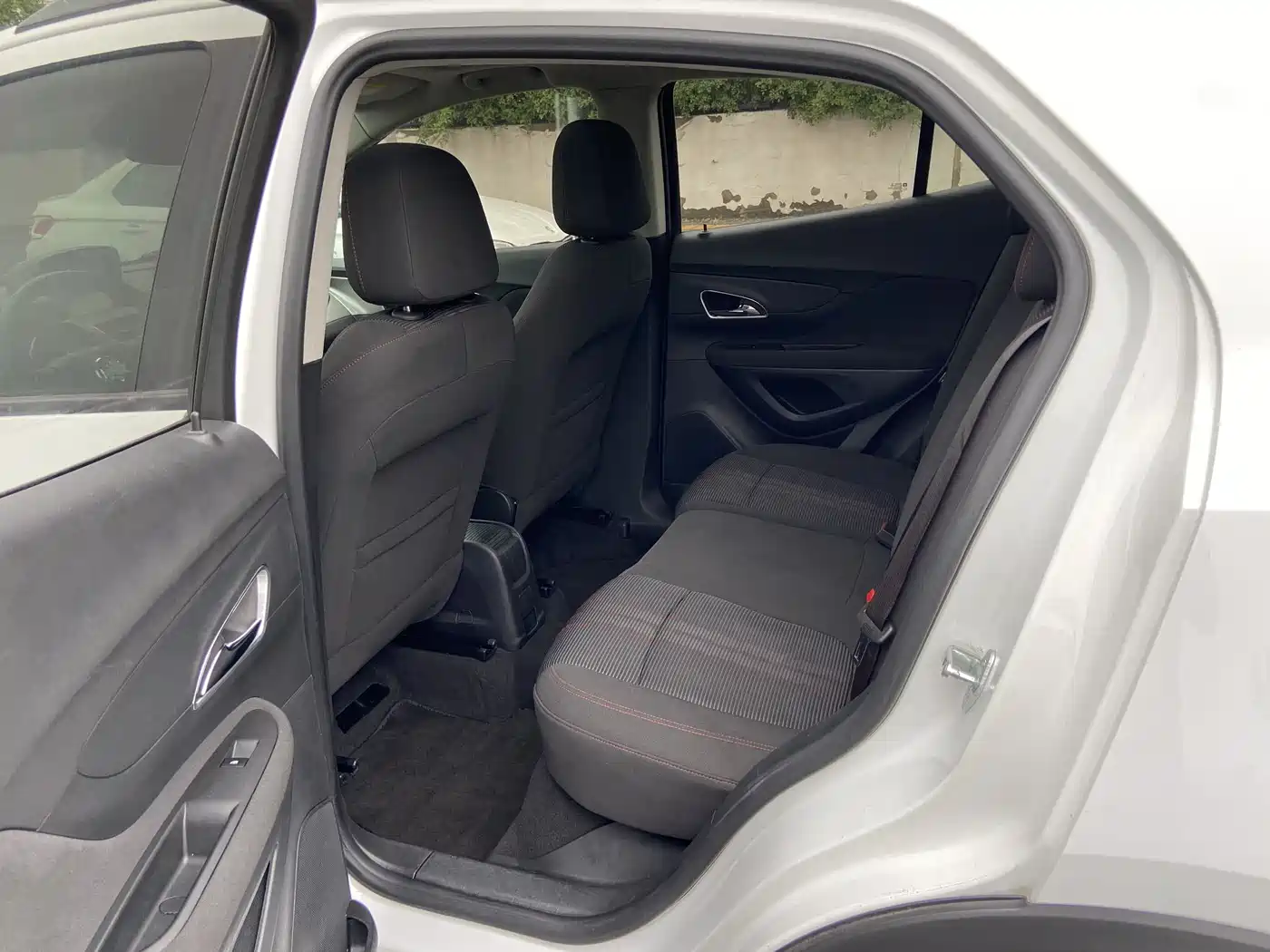 Buick Encore 2015 1.4T Automatic 2WD Urban Elite фото 9
