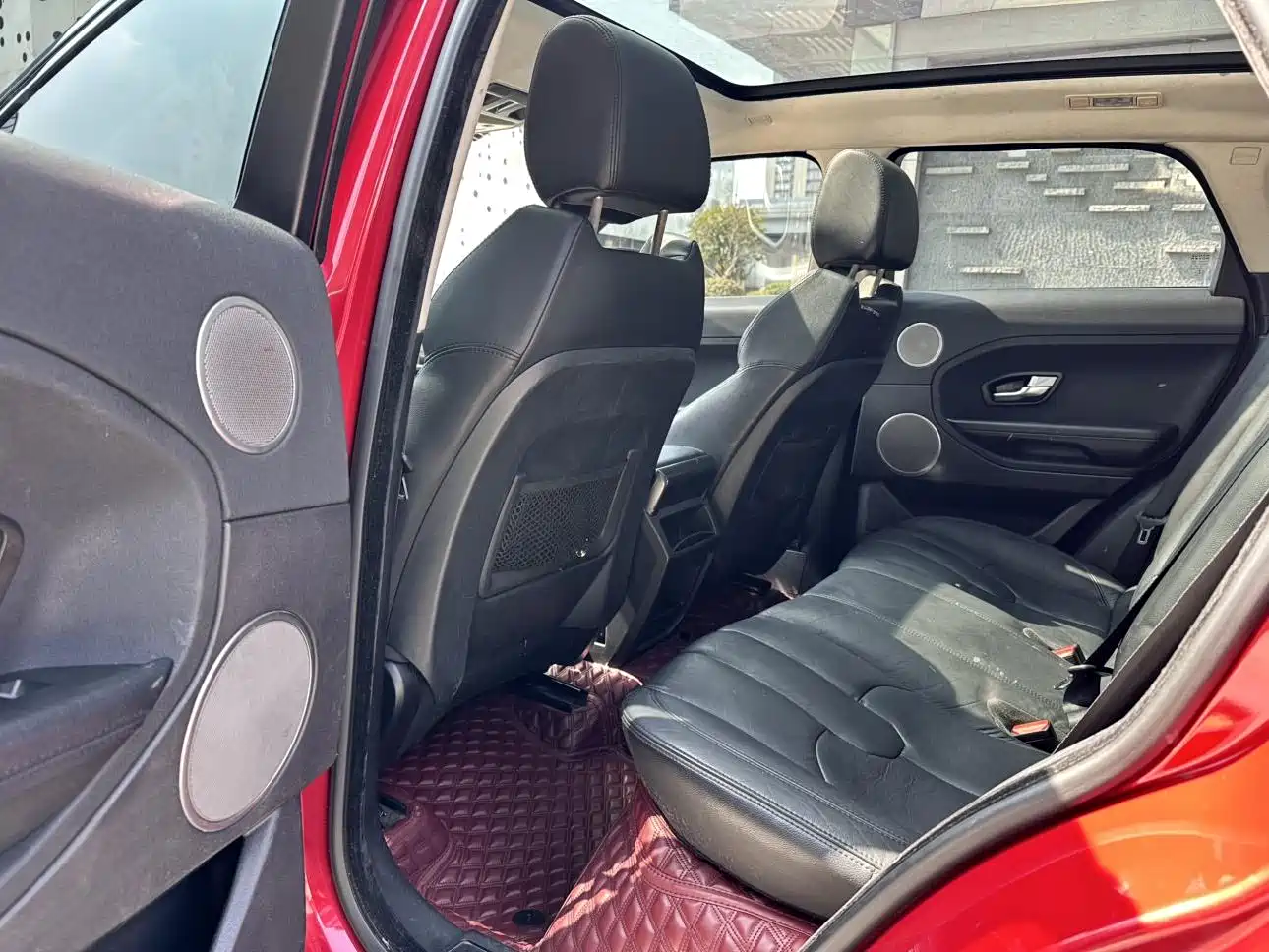 Land Rover Range Rover Evoque (Import) 2013 2.0T 5-door Premium Edition фото 8