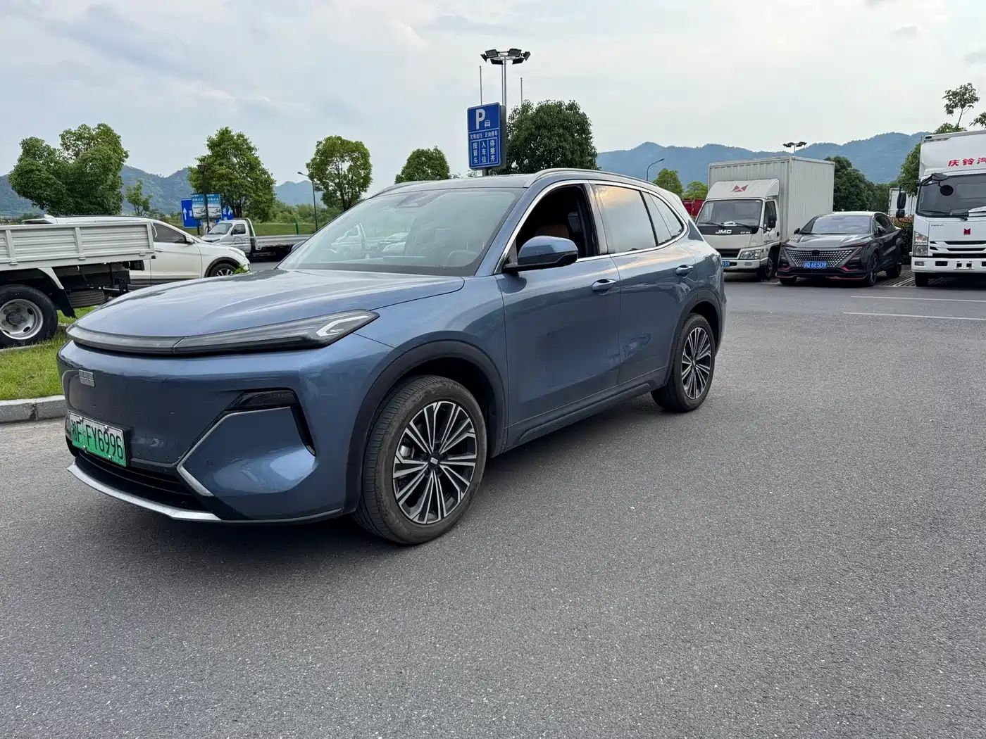 Geely Galaxy Galaxy Starship 7 EM-i 2025 Model 120km Explorer+ Edition фото 2