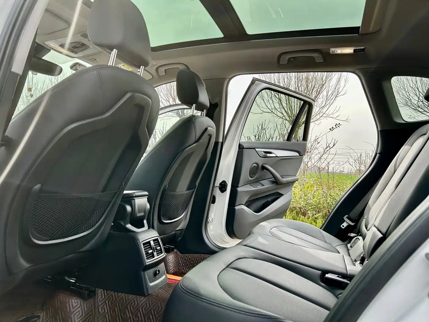 BMW X1 2018 sDrive20Li Leading Model фото 13