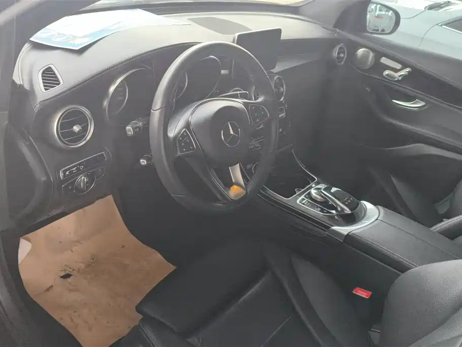 Mercedes-Benz GLC 2016 GLC 260 4MATIC Luxury фото 9