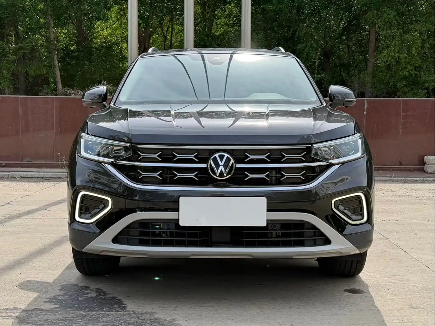 Volkswagen Tayron 2023 280TSI 2WD Luxury Plus Advanced Edition фото 2