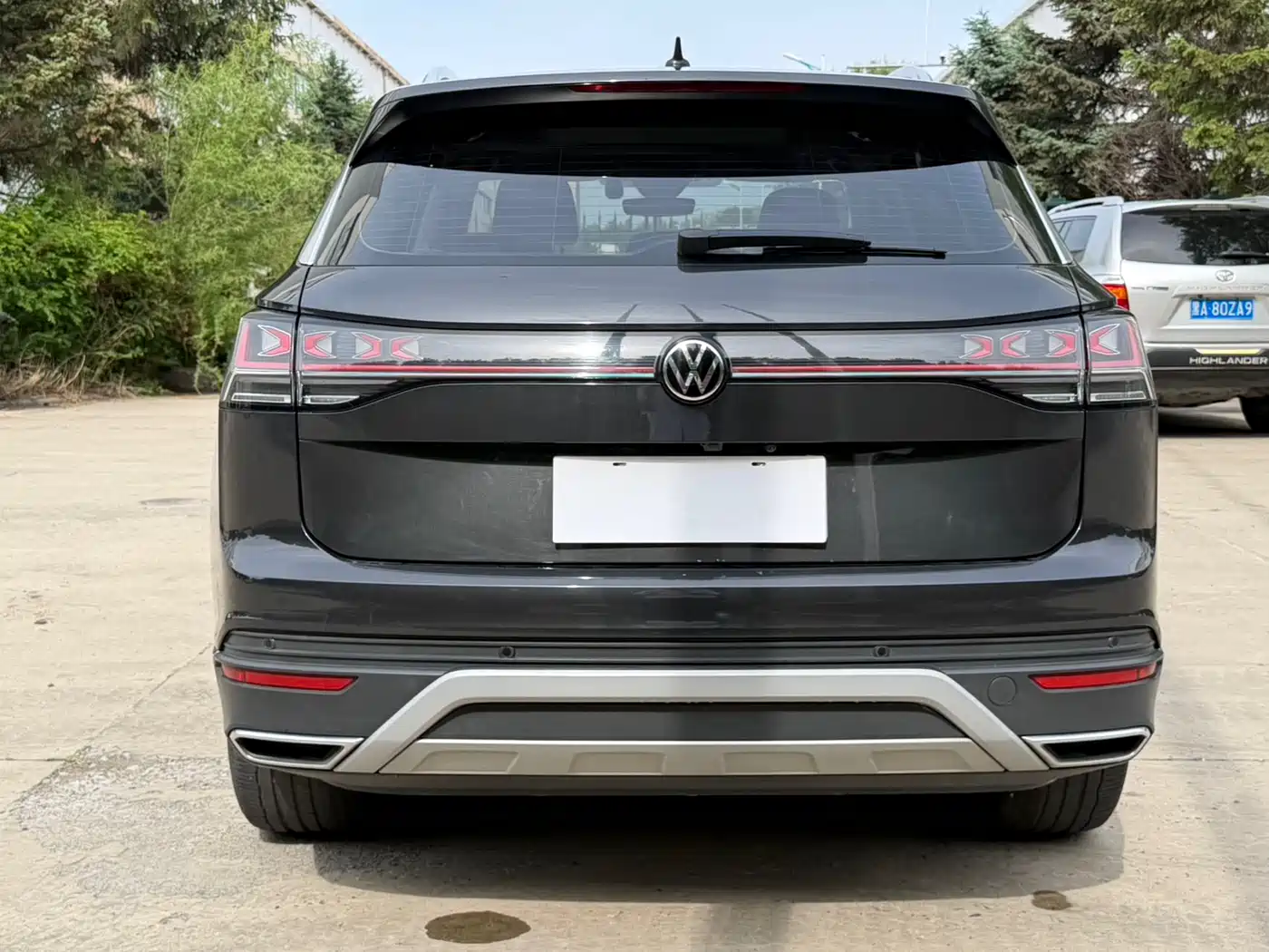 Volkswagen Tayron 2023 280TSI 2WD Luxury Plus Advanced Edition фото 6