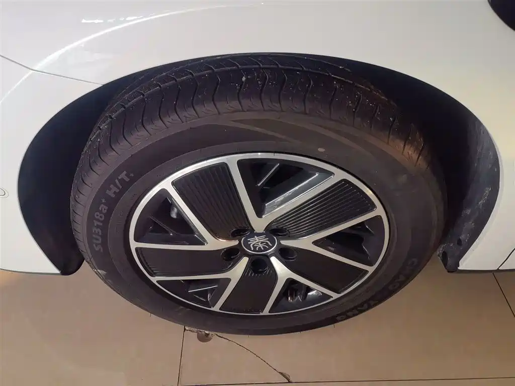 BYD Qin L 2025 DM-i Smart Drive Edition 120KM Surpassing фото 25