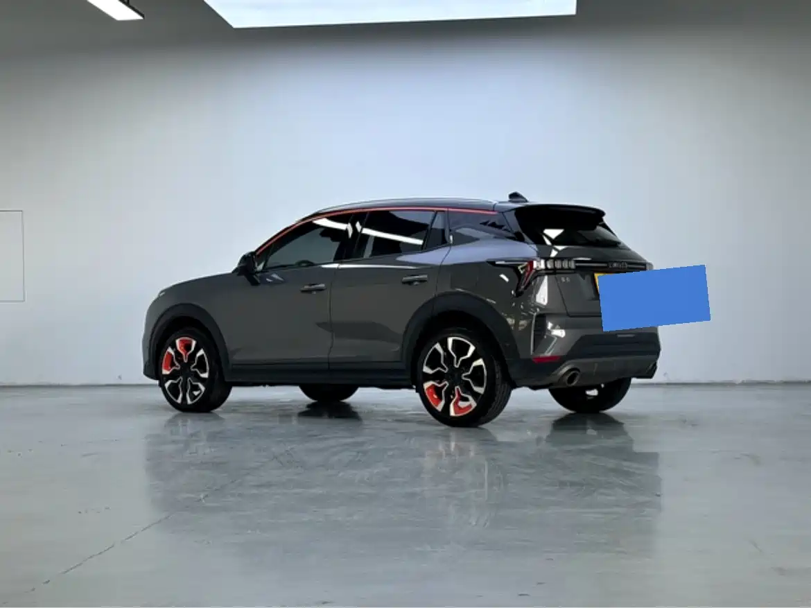 Lynk & Co 06 2020 1.5T Halo фото 7