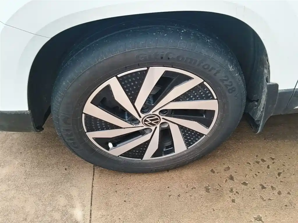 Volkswagen Tharu New Energy 2021 Panorama Premium Edition фото 23