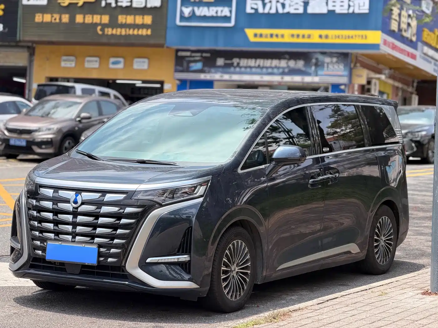 Denza D9 2022 DM-i 970 AWD Flagship