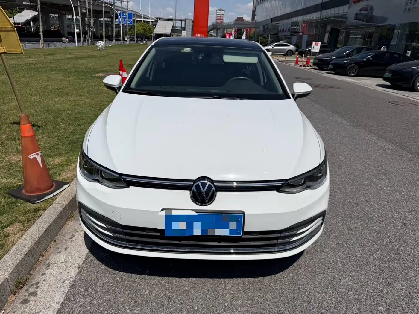 Volkswagen Golf 2021 280TSI DSG Pro фото 2