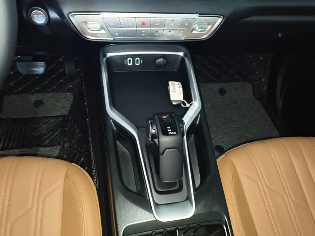 Haval H5 2025 2025 2.0T Auto 4WD Navigation Edition (Diesel)