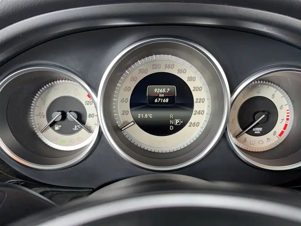 Mercedes-Benz CLS 2015 CLS 320 фото 11