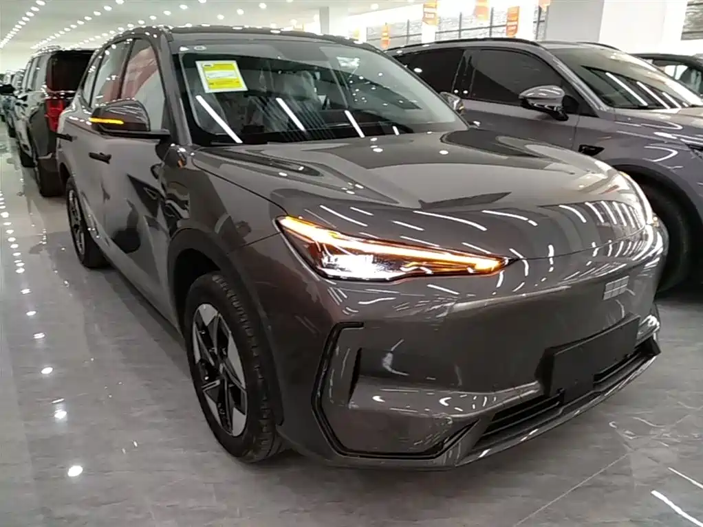 Geely Galaxy Galaxy E5 2026 530km Voyager Edition фото 4