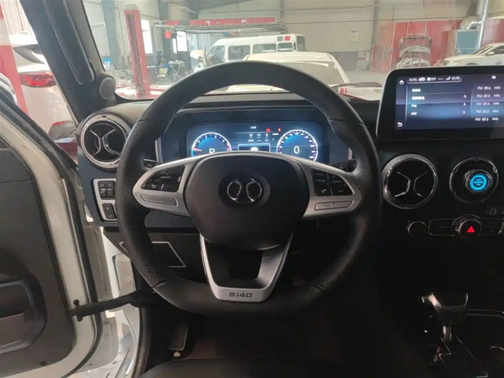 BAIC ORV Beijing Offroad BJ40 2019 PLUS 2.3T Automatic 4WD Luxury Edition China VI фото 7