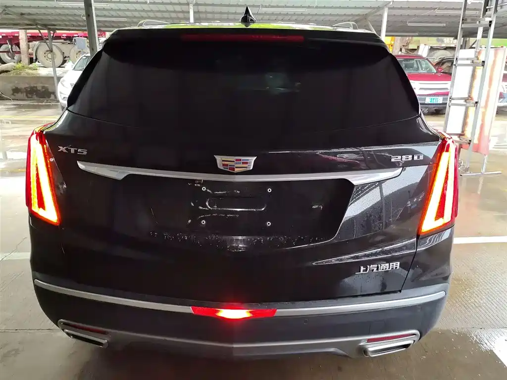 Cadillac XT5 2021 2.0T 2WD Luxury Edition фото 4