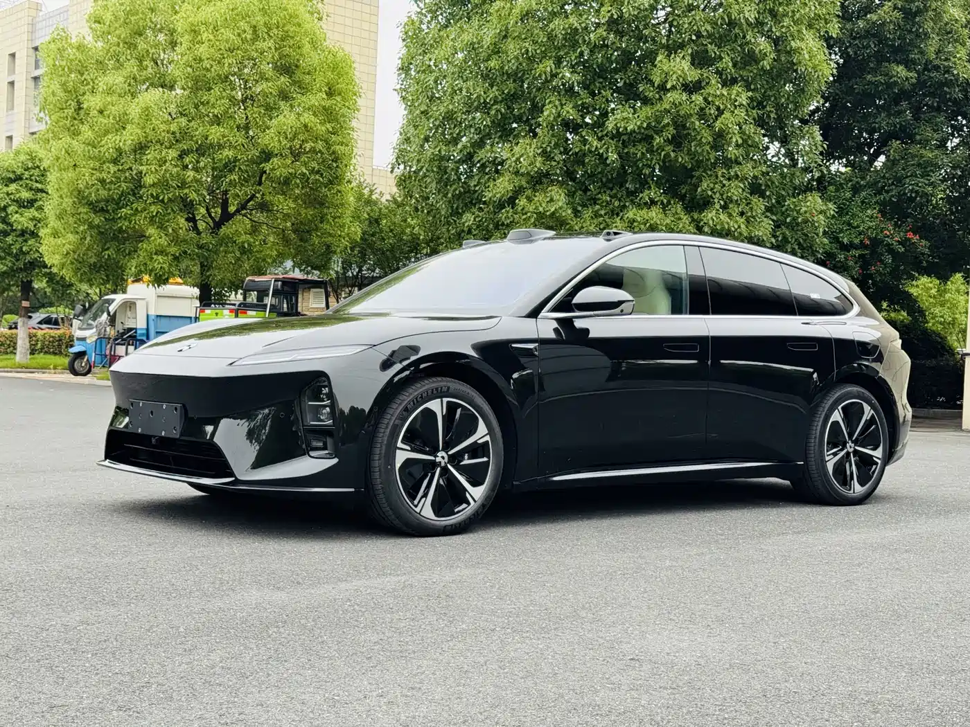 NIO ET5T