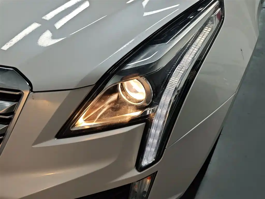 Cadillac XT5 2018 25T Luxury фото 18