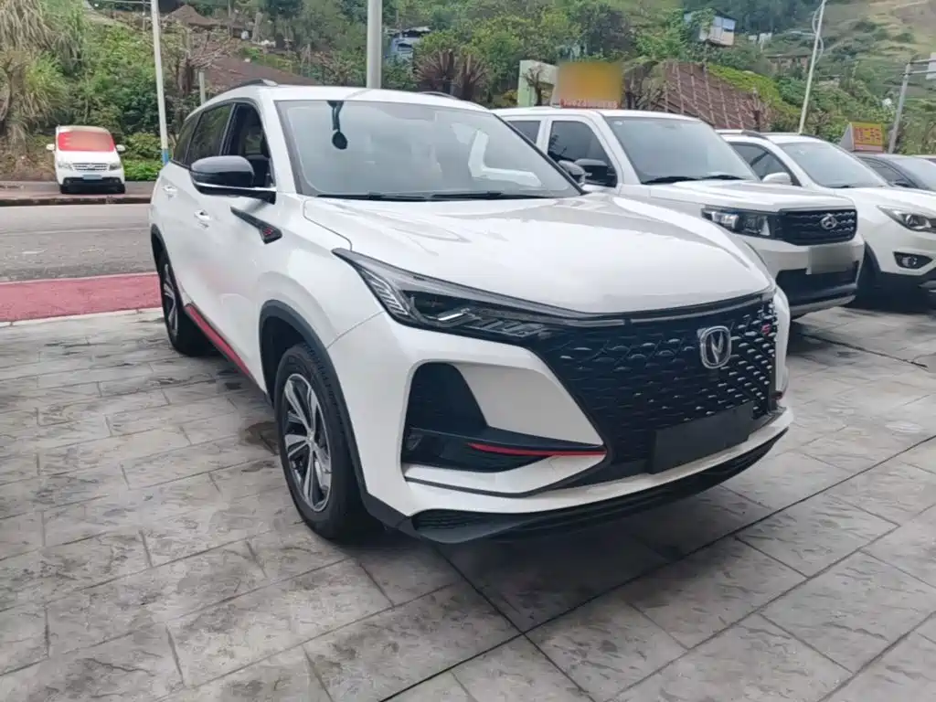 Фото 4 - Changan CS75 PLUS