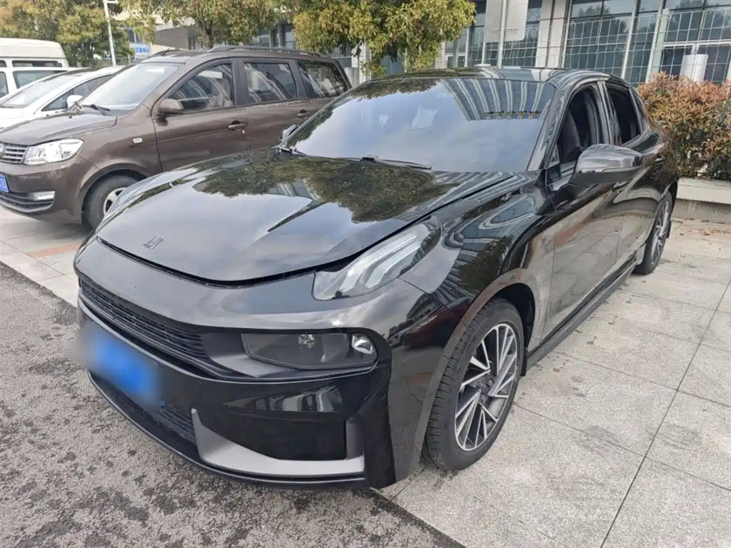 Lynk & Co 03 2021 2.0TD Auto Jin Plus