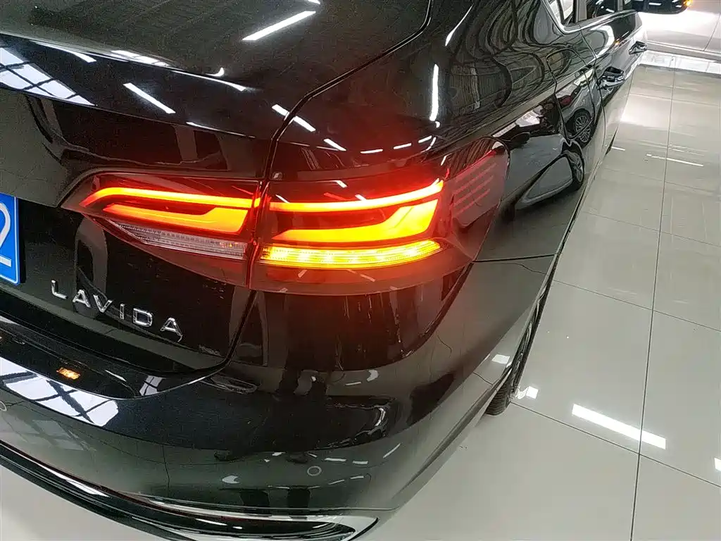 Volkswagen Lavida 2024 Model 1.5L Automatic Starlight 5 Million Edition фото 24