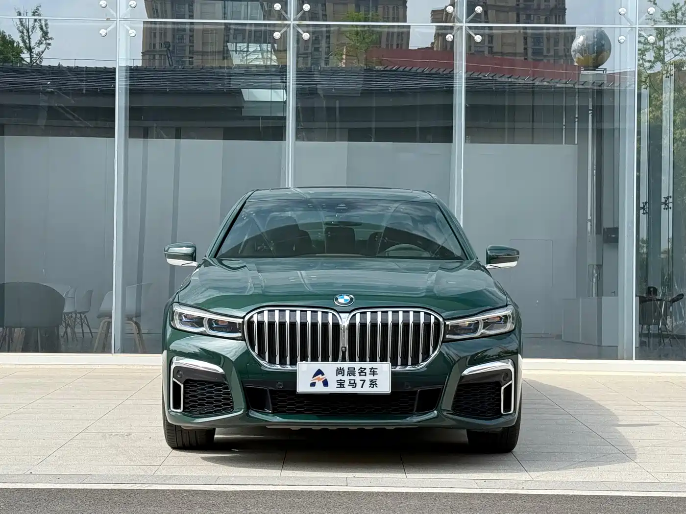 BMW 7 Series 2019 740Li Exclusive M Sport Package фото 2