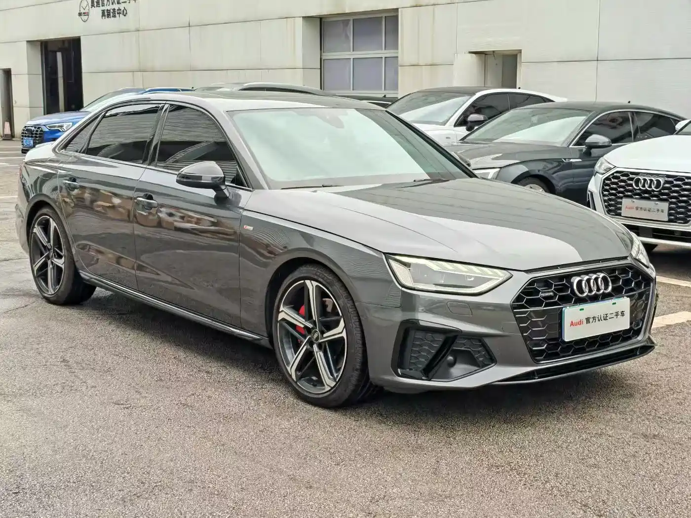 Audi A4L 2022 45 TFSI quattro Premium Dynamic фото 3