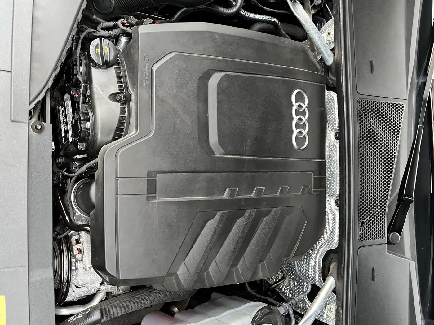 Audi A7L 2024 45TFSI S-line Dream Edition Crystal Package фото 10