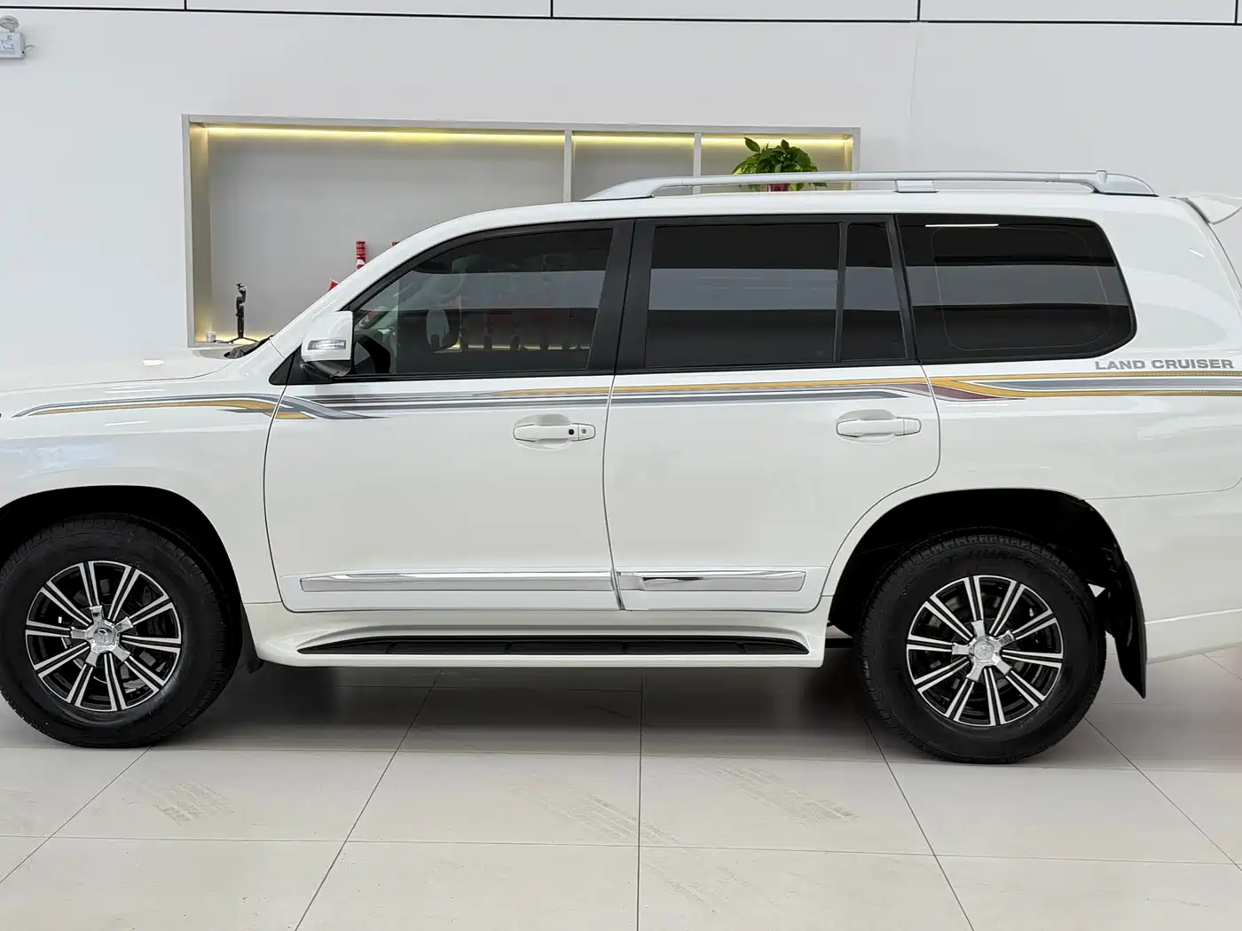 Toyota Land Cruiser (Import) фото 10