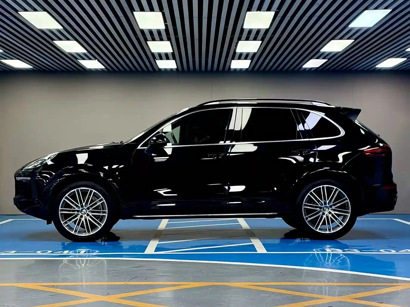 Porsche Cayenne 2016 Cayenne Platinum Edition 3.0T фото 4