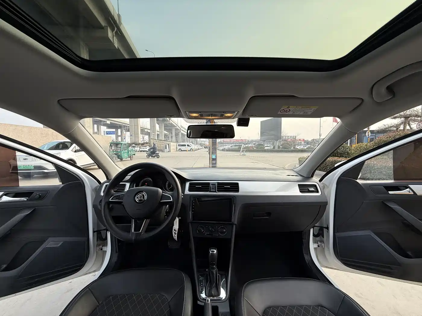 Škoda Skoda Rapid Spaceback 2019 Facelift 1.5L Automatic Comfort Version China VI фото 10
