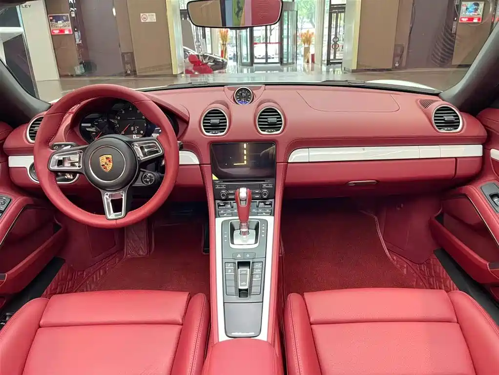 Porsche 718 2022 Boxster 2.0T фото 5