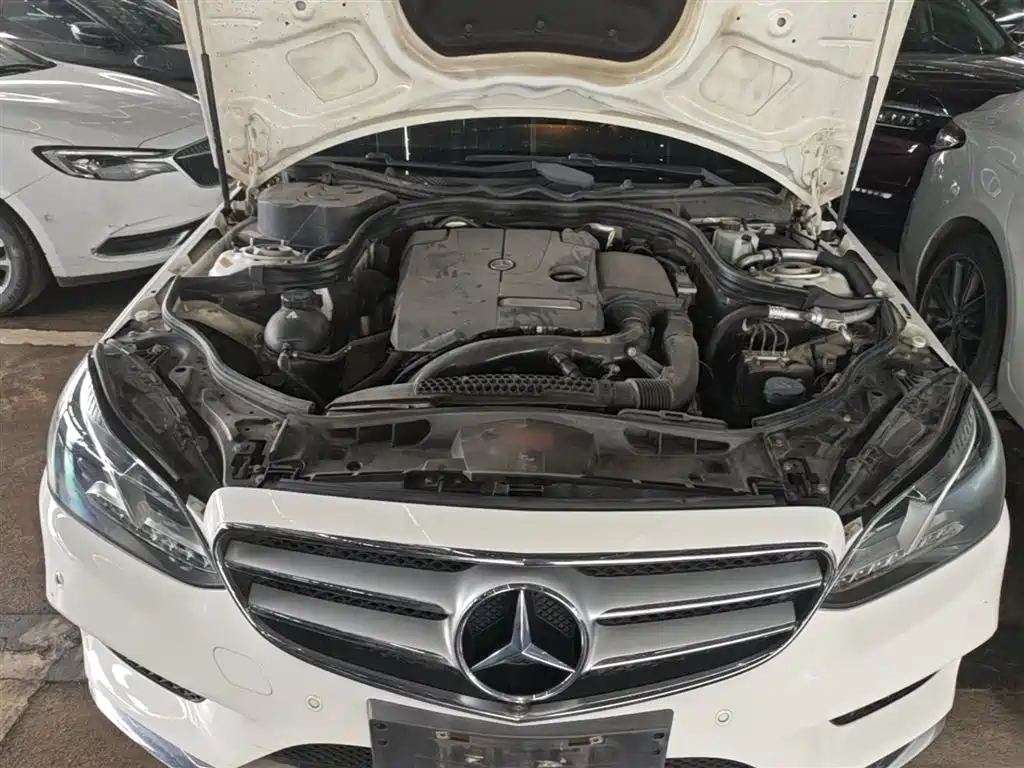 Mercedes-Benz E-Class 2015 E 260 L Sport фото 20