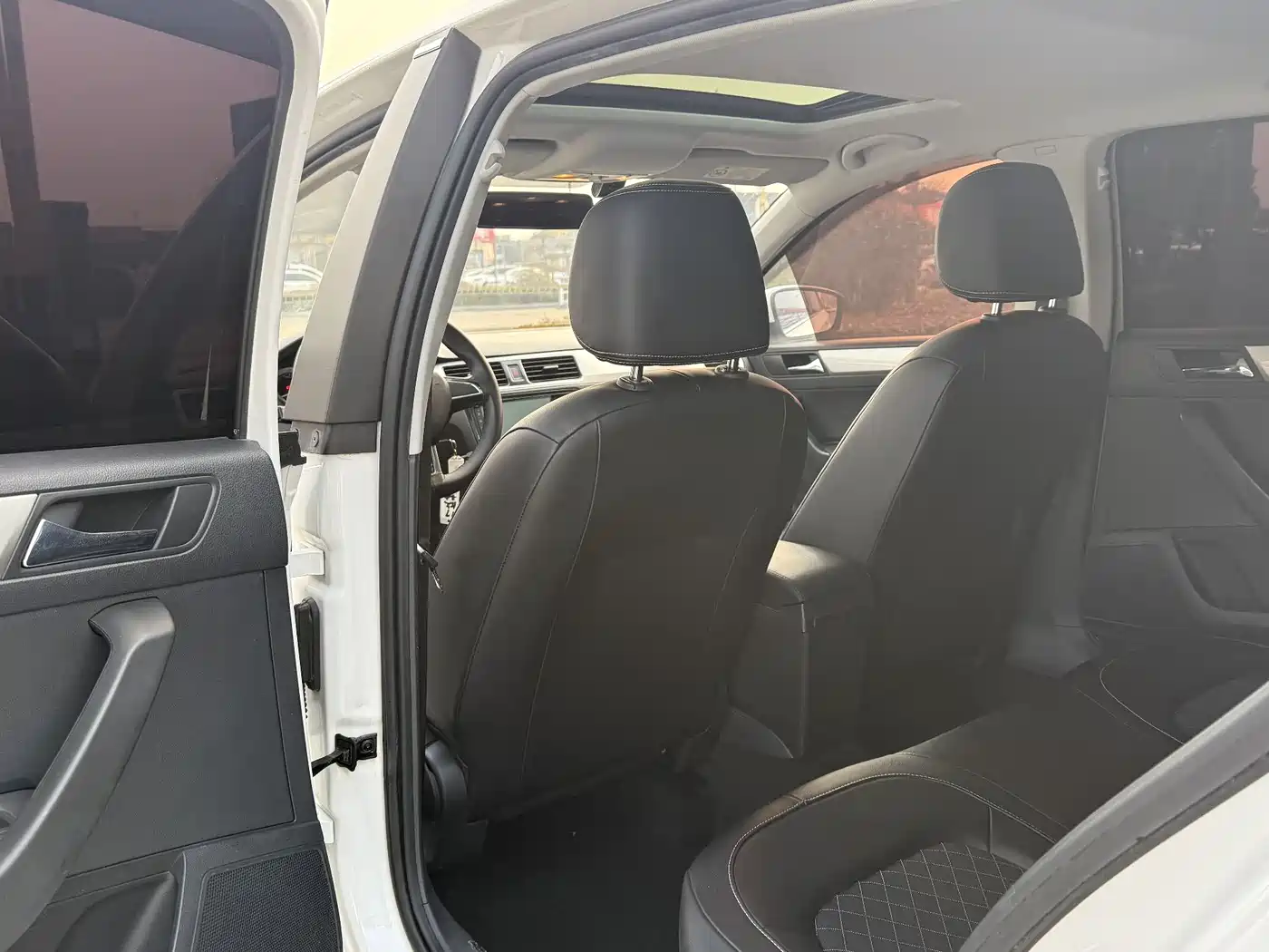 Škoda Skoda Rapid Spaceback 2019 Facelift 1.5L Automatic Comfort Version China VI фото 8