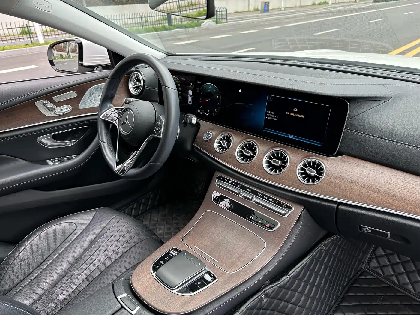 Mercedes-Benz CLS 2021 CLS 300 Sport фото 13