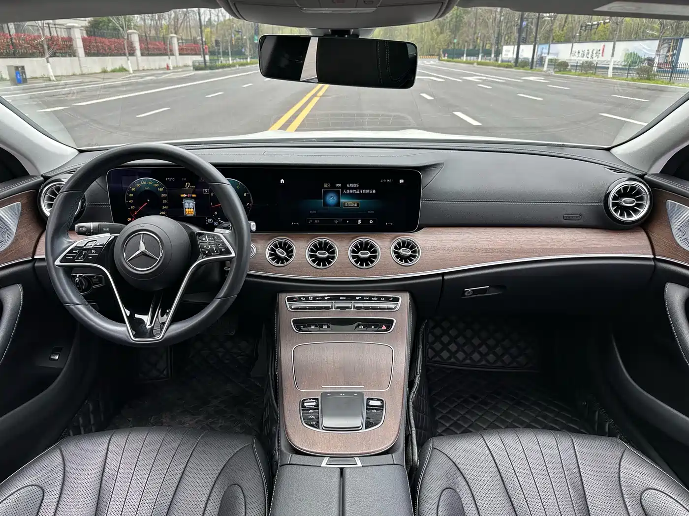 Mercedes-Benz CLS 2021 CLS 300 Sport фото 15