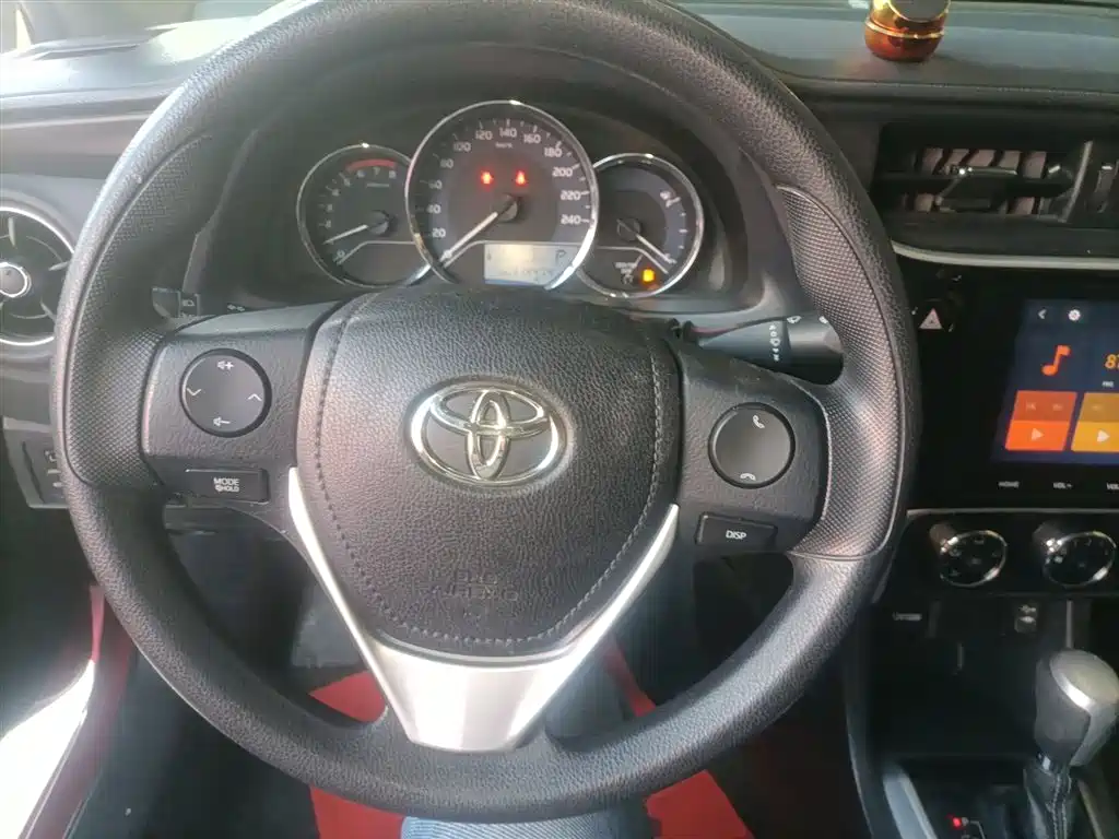 Toyota Levin 2017 Facelift 185T CVT Elite (China V) фото 11