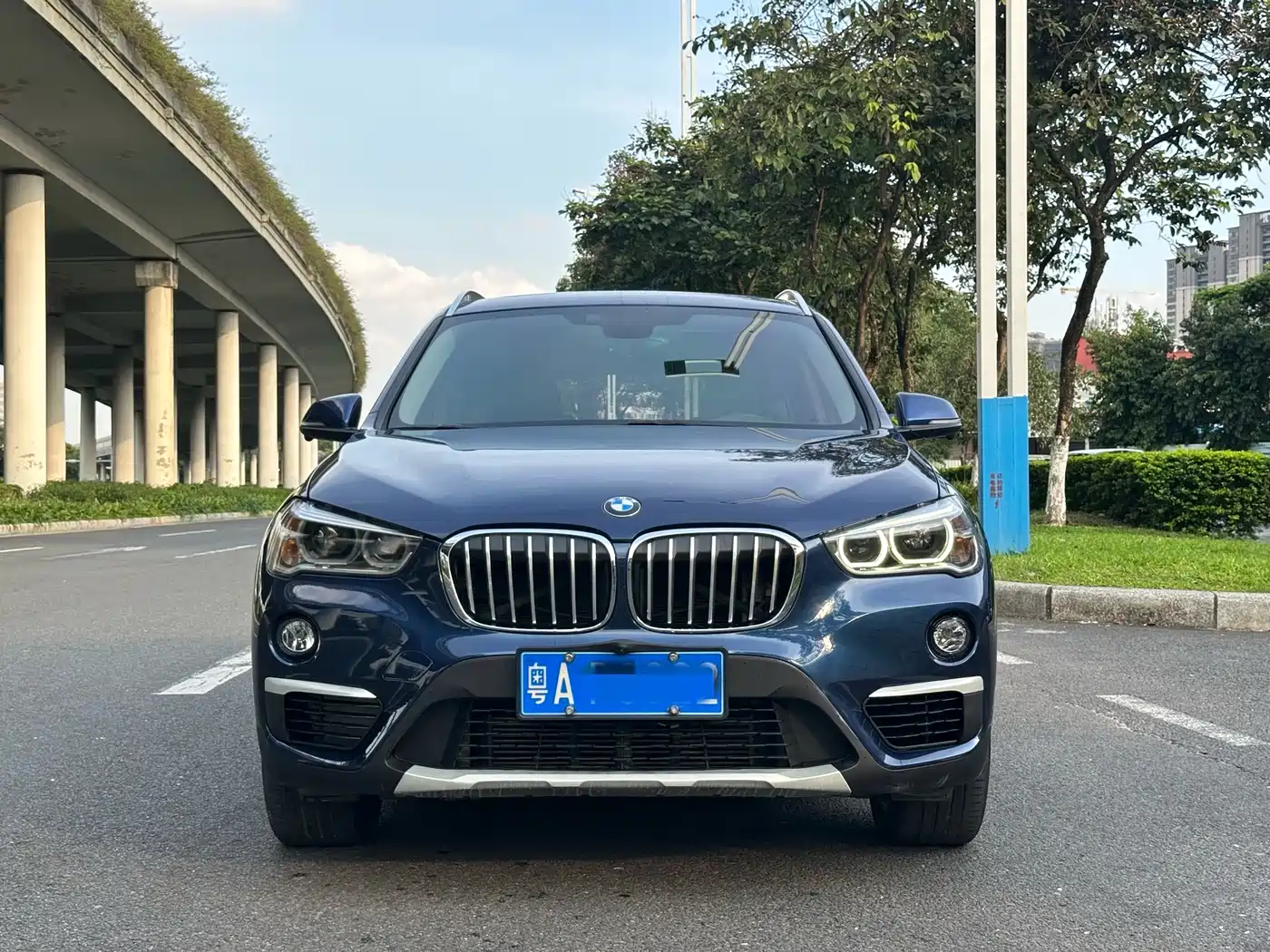 BMW X1 2018 xDrive20Li Premium Model фото 2