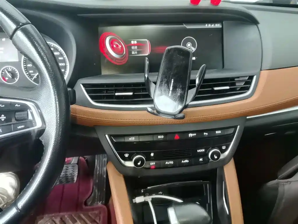 Borgward BX7 2018 2018 28T 2WD Quality Enjoy 5-Seater China V
