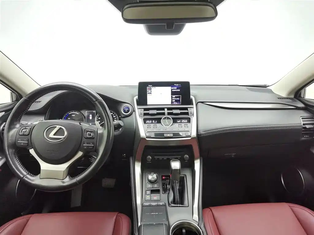 Lexus NX 2018 300h FWD Sharp Edition China VI фото 5
