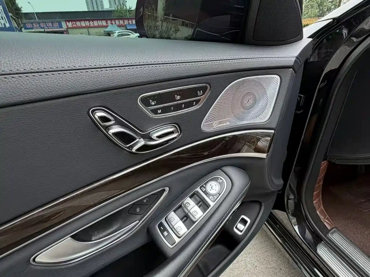 Mercedes-Benz Maybach S-Class 2020 S 450 4MATIC Collector's Edition фото 12