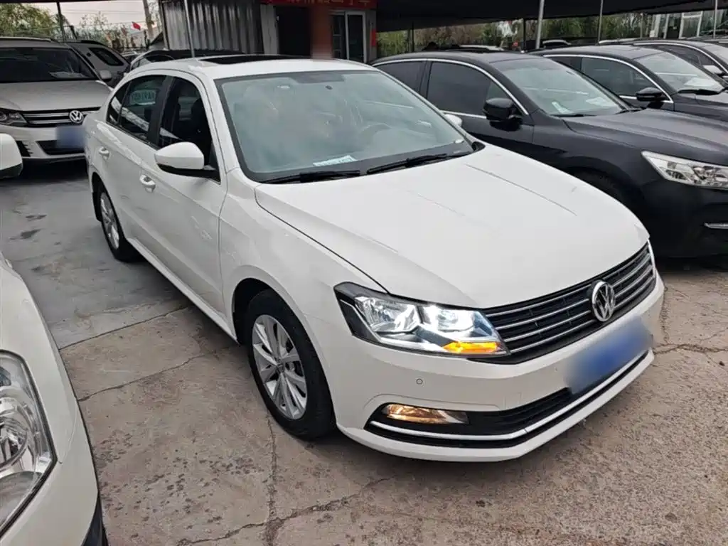 Volkswagen Lavida 2017 230TSI DSG Comfort Edition фото 4