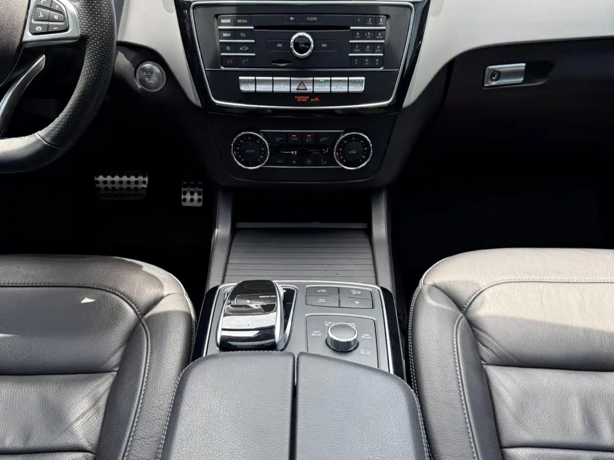 Mercedes-Benz GLE 2017 GLE 450 AMG 4MATIC фото 10