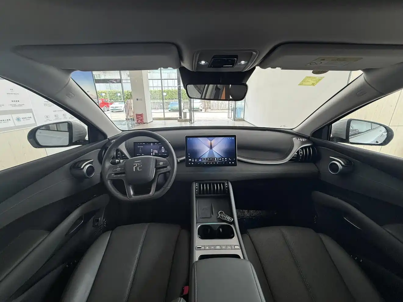 BYD Yuan PLUS 2025 Smart Drive 510KM Surpass Edition фото 4