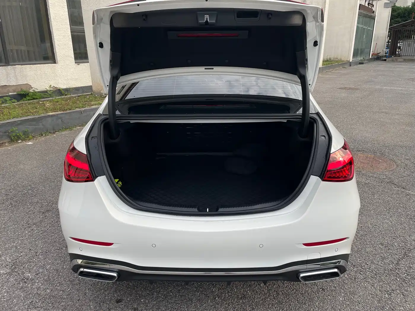 Mercedes-Benz C-Class 2025 C 260 L Sport Edition фото 16