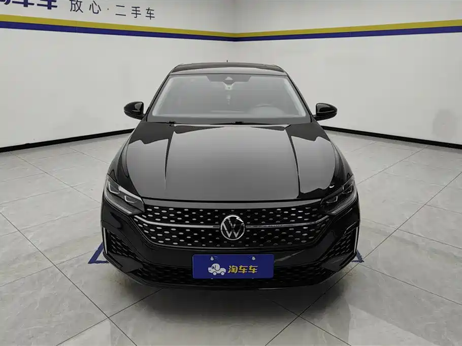 Volkswagen Lavida 2023 300TSI DSG Starlight Full Comfort Edition фото 2