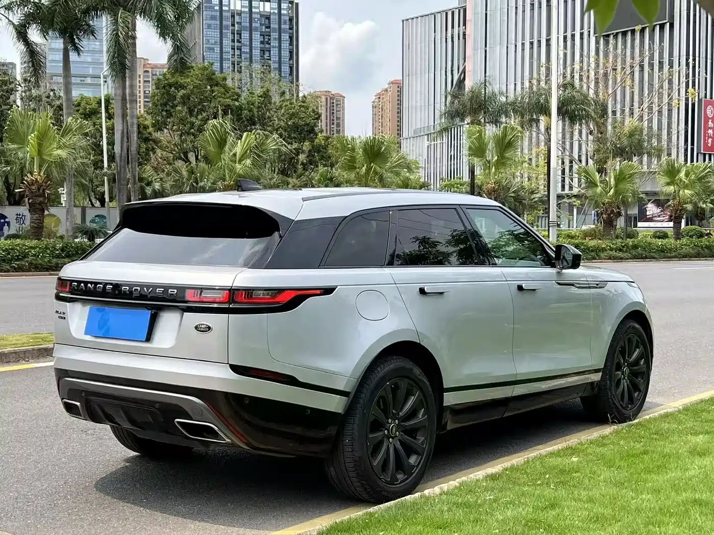 Land Rover Range Rover Velar 2021 P340 R-DYNAMIC SE фото 7