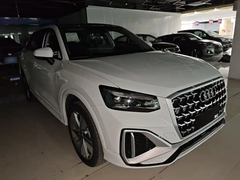 Audi Q2L 2025 35TFSI Fashion Dynamic фото 4