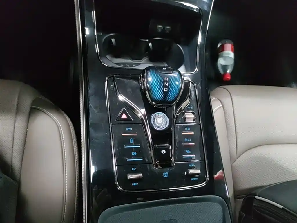 BYD Han 2020 DM AWD Performance Luxury Edition фото 14